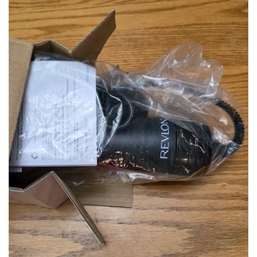 Revlon One-Step Plus Hair Dryer and Volumizer - Black/Red - RVDR5298 (B8) OB